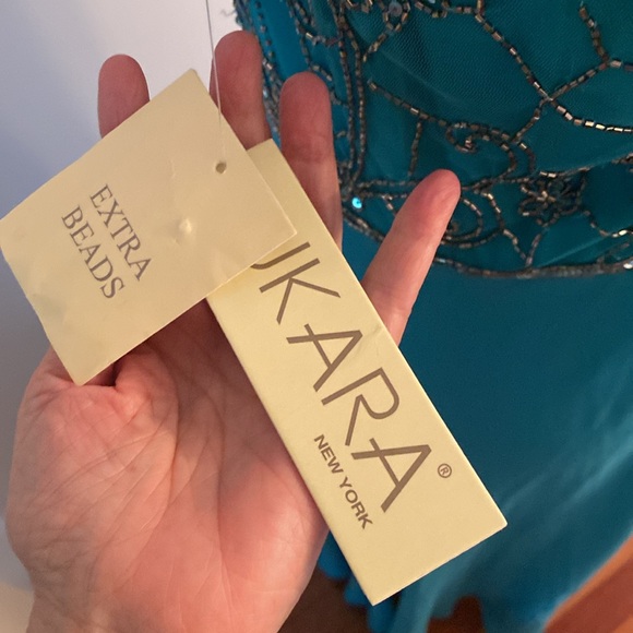 J Kara NWT and extra beads formal dress - Picture 6 of 12